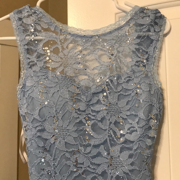 Prom dress - Picture 2 of 4